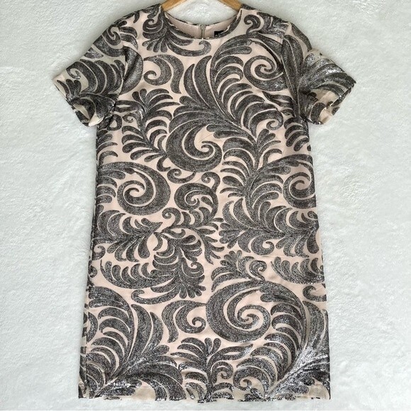 NWT Forever 21 Sequin Short Sleeve Shift Dress, Size S - Picture 1 of 8